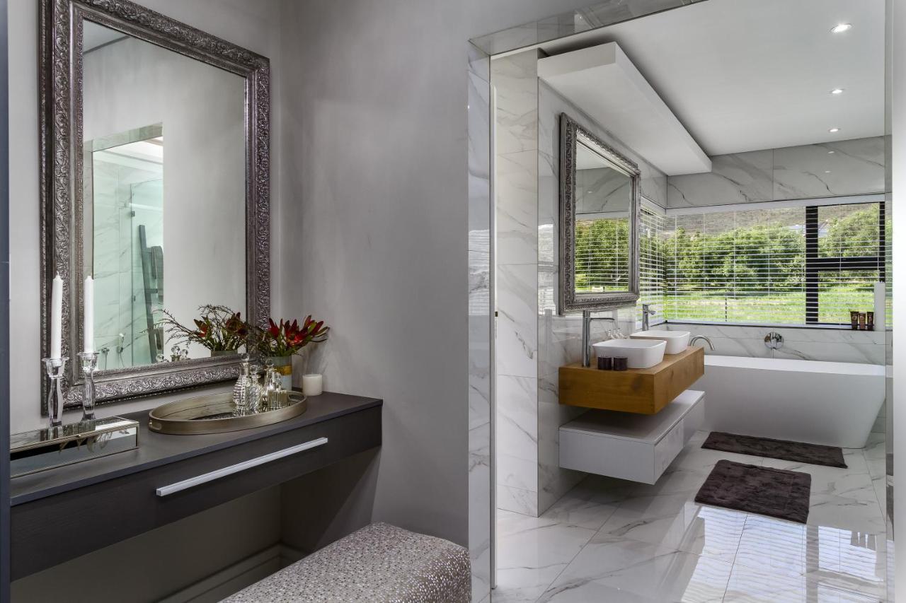 Villa De Luxe Franschhoek Exteriör bild